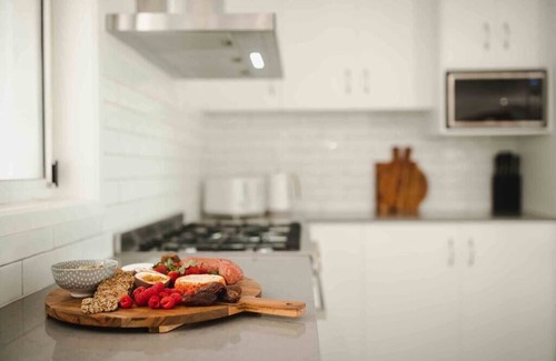 Culburra Beach Casa | Seagrass Summary: Dis