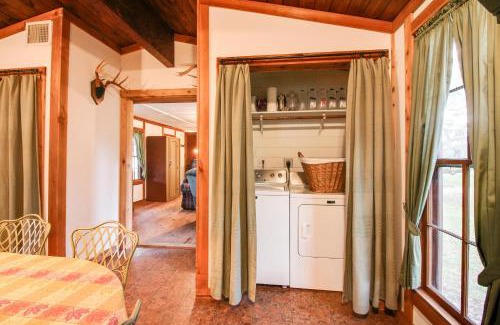 Burnet Casa | Seahorse Cove