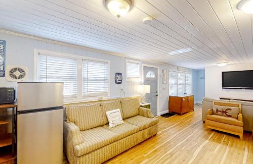 Cherry Grove Beach Casa | Seahorse Serenity