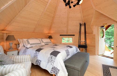 Cairndow Casa | Seal Point Cabin - Luxury Glamping