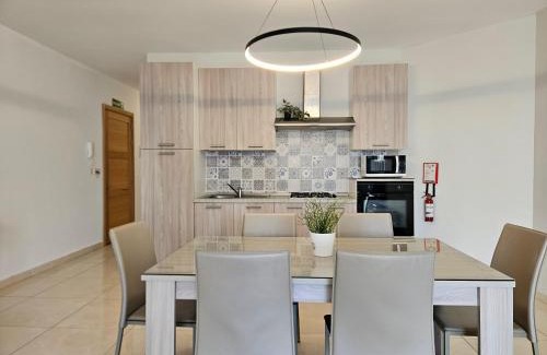 Bugibba Apartamento | SeaLine