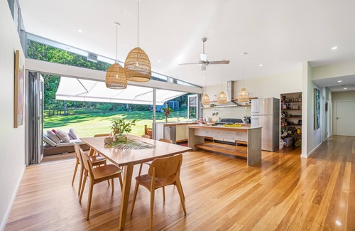 Bungwahl Casa | Seals Lodge