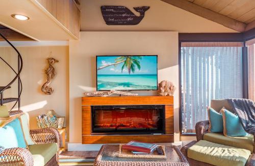 Sereno del Mar Casa | Seamist Beach Cottage, Private Beach & Ocean views