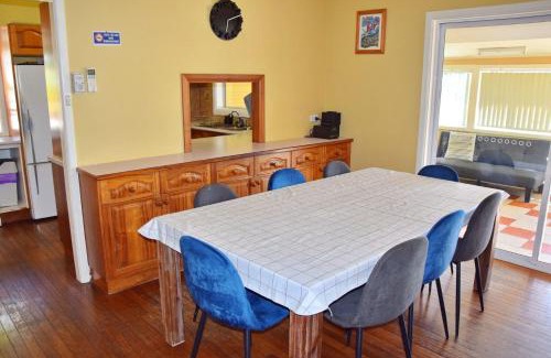 South West Rocks Casa | Seamist Cottage - Bring your own linen.