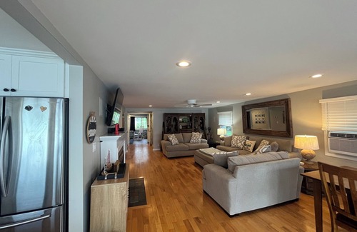 Honeoye Casa | Seamus and Shea’s West Lake Retreat-sleeps 15