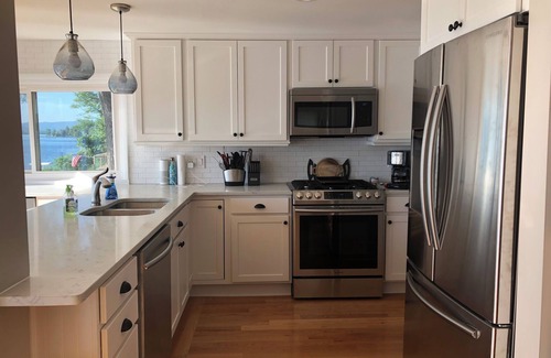 Honeoye Casa | Seamus and Shea’s West Lake Retreat-sleeps 15