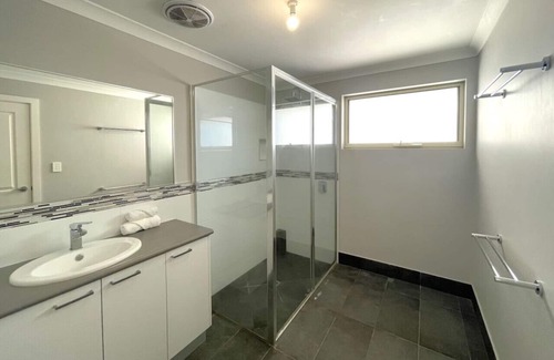 Esperance Casa | Seanna Retreat Esperance