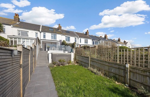 Brighton Casa | Seapoint House with 12ft swim spa/hot tubTranquil 3-bedroom house Brighton