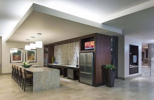 Seaport District Apartamento | Seaport District 1 BR | Outdoor Pool | sun deck