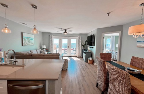 North Topsail Beach Condominio | "Seas The Day" 2 bed/2 bath condo/ Villa Capriani