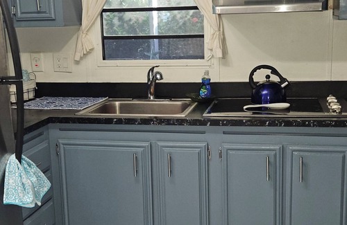 Nettles Island Casa | Seas the Day cottage by the sea