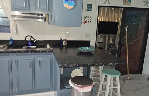 Nettles Island Casa | Seas the Day cottage by the sea
