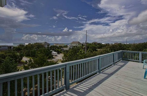 Emerald Isle Casa | Seas the Moment