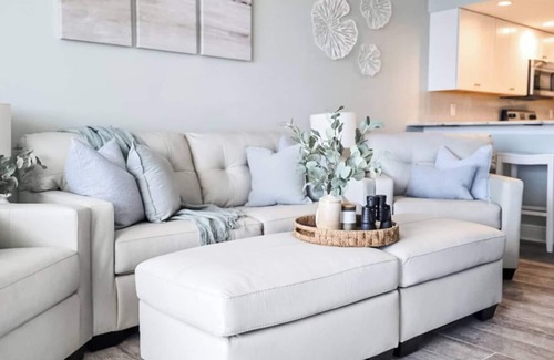 Ponce Inlet Condominio | Seasalt Shores Oceanfront Condo - Heated Saltwater Pool Incredible Sunrises