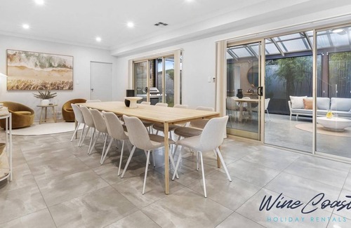 Port Noarlunga Casa | Seascape by Wine Coast Holiday Rentals - Escape to Luxurious Seascape by Wine Coast Holiday Rentals