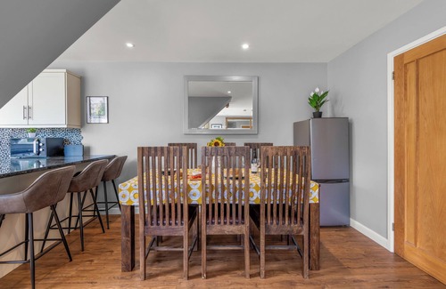 Cremyll Cabaña | SEASCAPE, pet friendly, with a garden in Kingsand