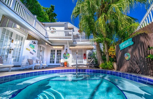 Downtown Hotel | Seascape Tropical Inn