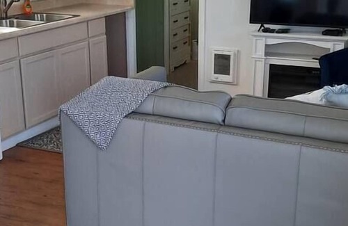Grayland Cabaña | "Seascapes Cottage" 1-Bed by the Sea w/fireplace