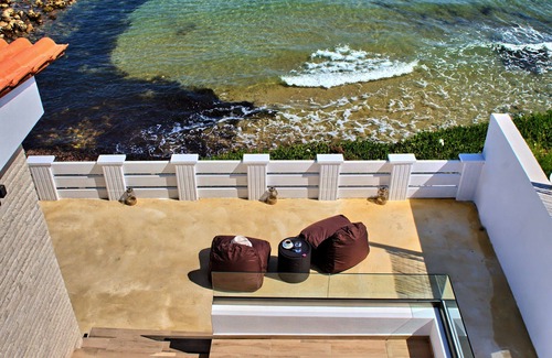 Kokkini Chani Villa | Villa en primera línea de mar