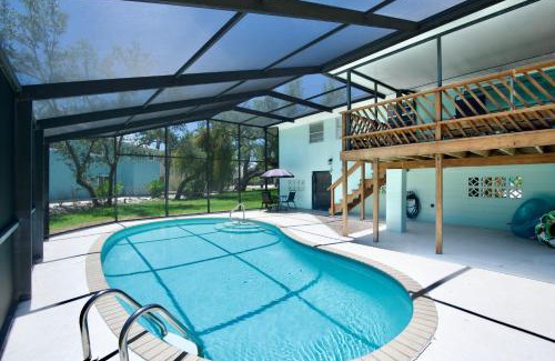 Mid Island Casa | Seashell Blue by Sun Palace Vacations