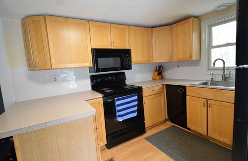 Jamestown Casa | Seashell Cove-5 Minutes Walk to Water