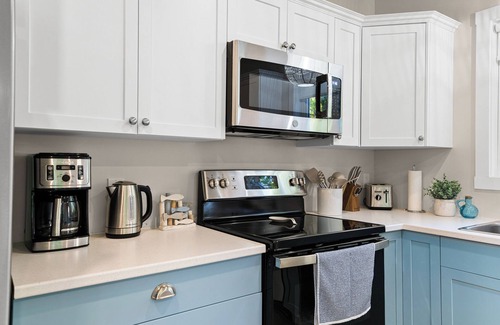 Shediac Bridge Casa | Seashell Escape - New Home/HOT TUB