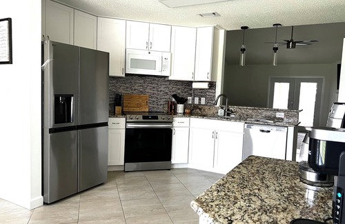 Mary Esther Casa | Seashell Family Hideaway 4BR Coastal Retreat Near Navarre Beach – Sleeps 10