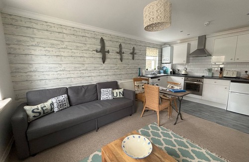 Eastbourne City Centre Apartamento | Apartamento con parking en el centro del pueblo.