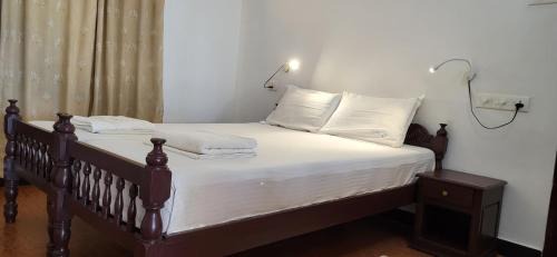 Varkala Cama Y Desayuno | Seashore Beach Resort Varkala