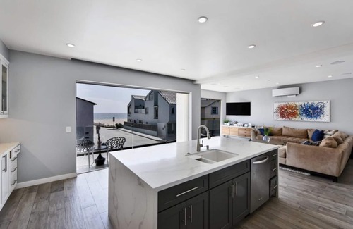 West Newport Villa | Seashore Ocean View Villa
