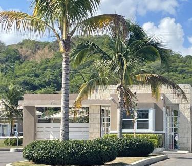 Lucea Casa | Seashore Vacation Home, Oceanpointe, Lucea, Jamaica