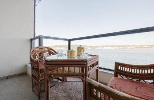 Għadira Apartamento | Seaside 2bed Apartment Ghadira! By Homely