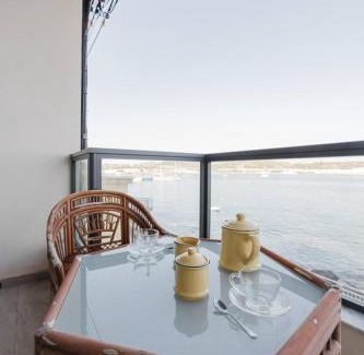 Għadira Apartamento | Seaside 2bed Apartment Ghadira! By Homely