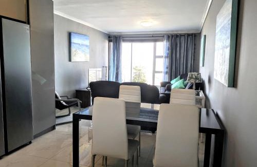 West Beach Apartamento | Seaside 3 bed unit with views