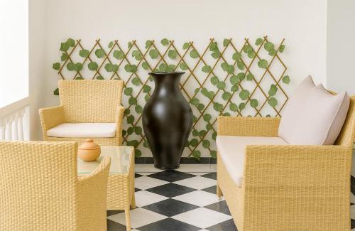 Doukkala-Abda Apartamento | Seaside apartment ,Garden Level with Stunning Ocean View