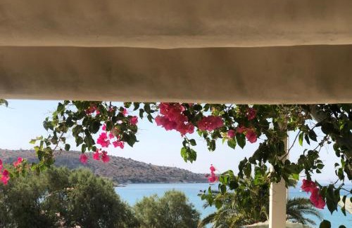 Vouliagmeni Apartamento | Seaside apartment