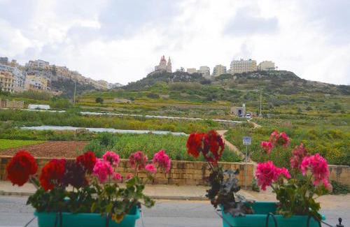 Għadira Apartamento | Seaside Apartments Malta Mellieha1