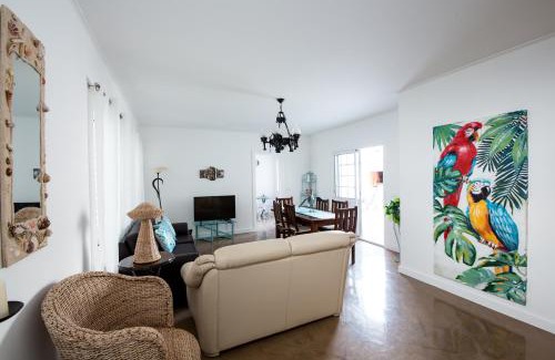 Capelas Casa | Seaside Azores Villa with natural pool, terrace & barbecue