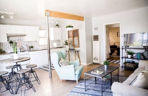 Alamitos Beach Condominio | Seaside Bliss -Downtown!Beach!