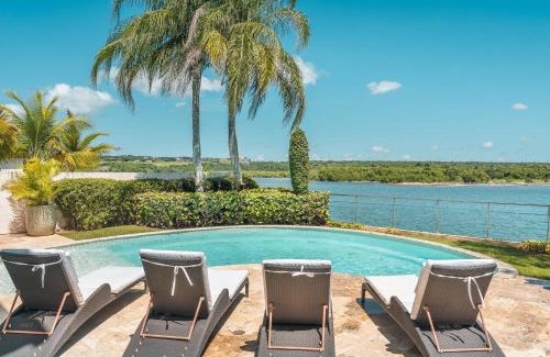 Casa de Campo Villa | Seaside Bliss with pool and spectacular view