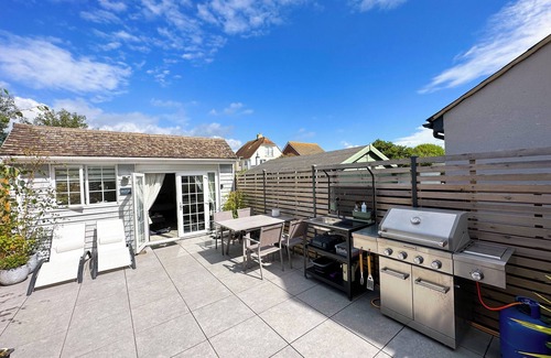 South Hayling Cabina | Seaside Cabin Retreat in Hayling Island
