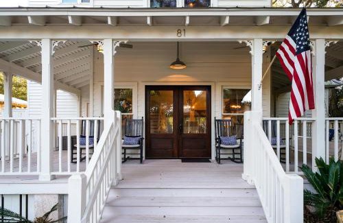Isle of Palms Casa | Seaside Cottage 81 - Pristine Grand Pavilion Home Pool Pass