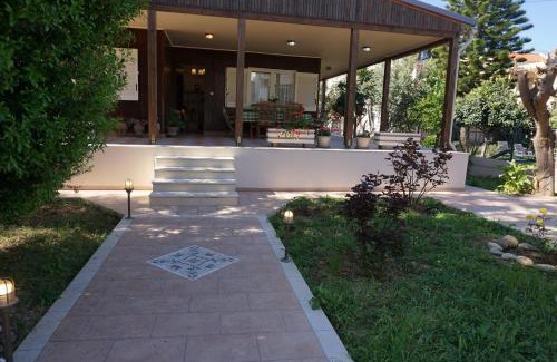 Daratsos Casa | Seaside Cottage