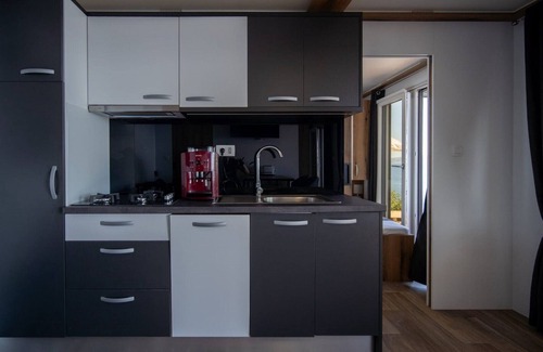 Klenovica Casa | Seaside Deluxe Escape at Klenovica Camping - Two Bedroom Mobile Home with Hot-Tub