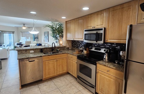 Capri Isle Condominio | Seaside Elegance - Sun, Sand Repeat!