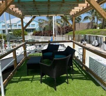 Merritt Island Alquiler De Eote | Seaside Escape A Cozy Houseboat