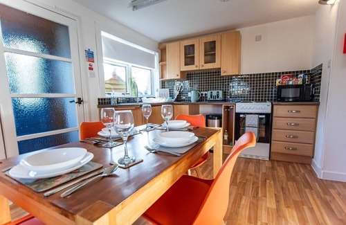 Thurso Casa | Seaside Escape: Charming 2- Bed in Thurso