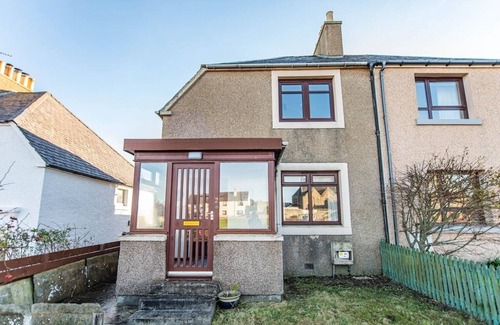 Thurso Casa | Seaside Escape: Charming 2- Bed in Thurso