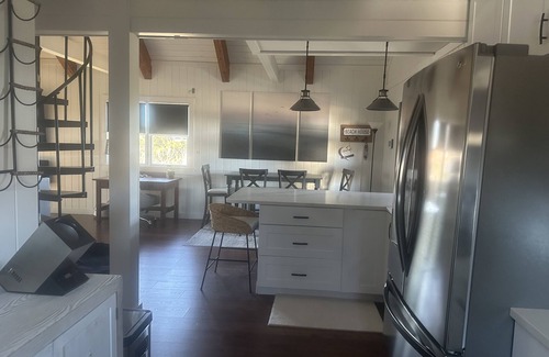 Rodanthe Cabaña | Seaside Escape! completely renovated. Ocean views steps to private beach