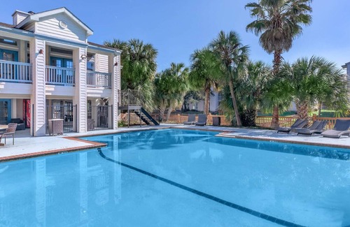 Galveston Apartamento | Seaside Escape: Great Amenities right on Galveston Bay